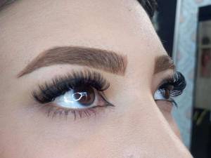 اکستیشن والیوم مژه به صورت تخصصی