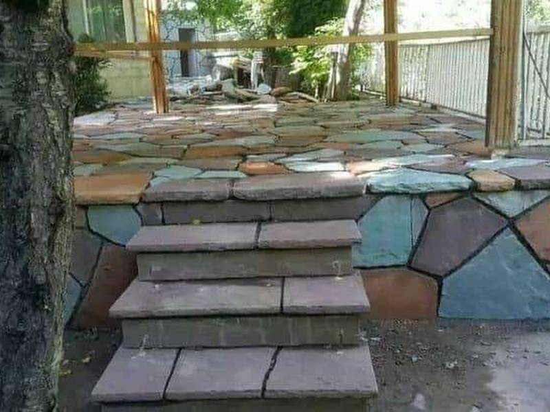 اجرای سنگ قلوه ای برای پله