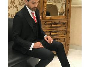 اصلاح داماد .کلیه خدمات پوست و مو  تجربه ای نو همراه با سلیقه هایی متفاوت