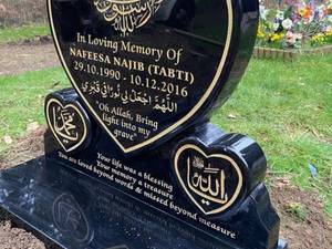 سنگ مزار طرح قلب با سنگ برزیلی