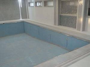 ابندی استخر و سرامیک کاری استخر