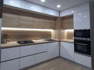 کابینت های گلاس براق