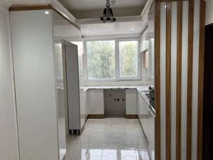 کابینت نوین چوب متالیک و مات