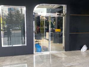 درب اتوماتیک با روکش استیل