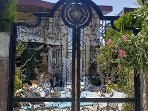 اجرای درب  ترک با ارتفاع استاندارد