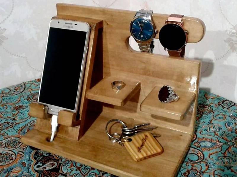 اجرای استند موبایل چوبی