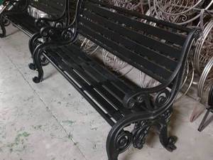 نیمکت چدنی
