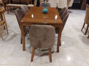 میز غذاخوری در ابعاد مختلف