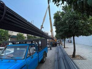 تخليه و بارگيری و جابجای ميلگرد با جرثقیل