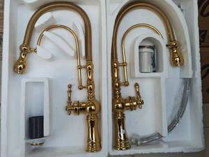 شیر ظرفشویی شاوری فنری طلایی