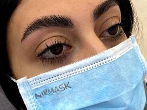 لیفت مژه و ابرو 