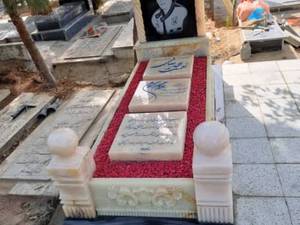 سفارش سنگ قبر سه تیکه