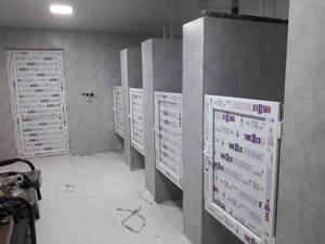 درب برای سرویس و حمام  ضد آب